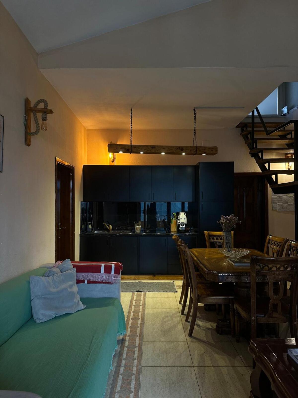 Cozy Big Apartment With Balcony Tirana Exteriér fotografie
